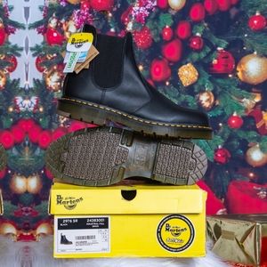 Dr. Martens Chelsea boots